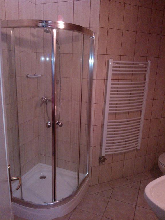 Hotel Nautilus Étterem és Panzió Dabas Zimmer foto